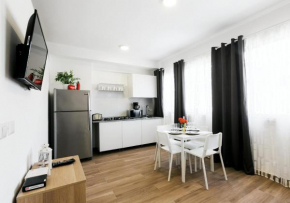 Nice studio with pool view
